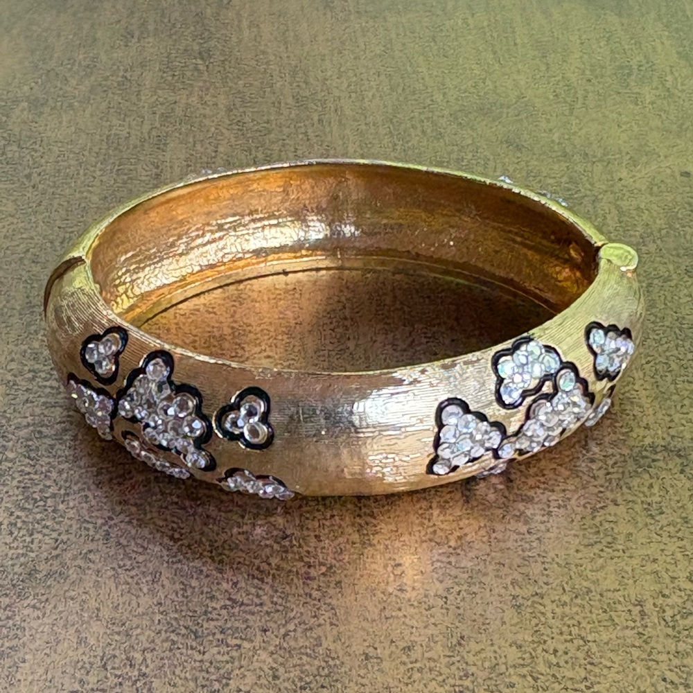Gorgeous Gold Hinged Bracelet with Leopard-like Crystal Accents - Picture 2 of 9